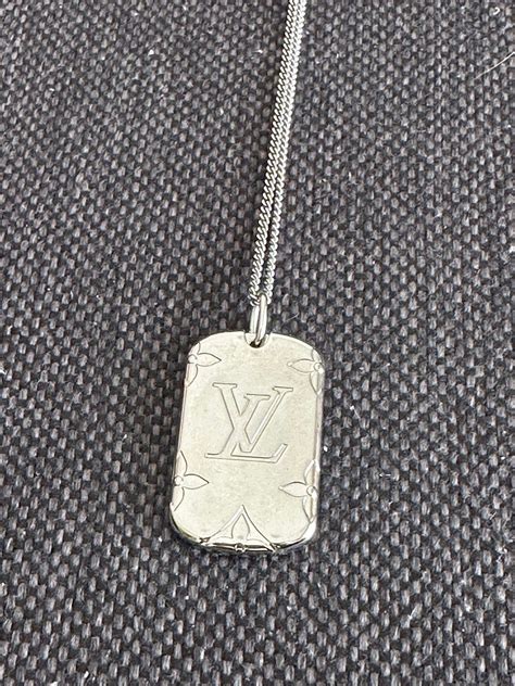 louis vuitton v kaulakoru